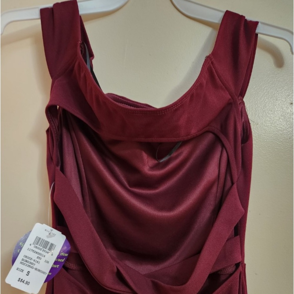 Women’s Burgundy Windsor Dress